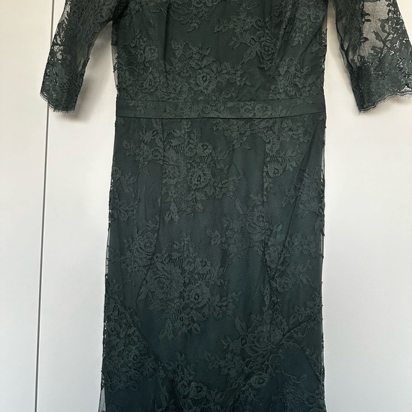 NWT Femme D’armes Bailey Lace Embroidered Gown sz 1 - Picture 6 of 9